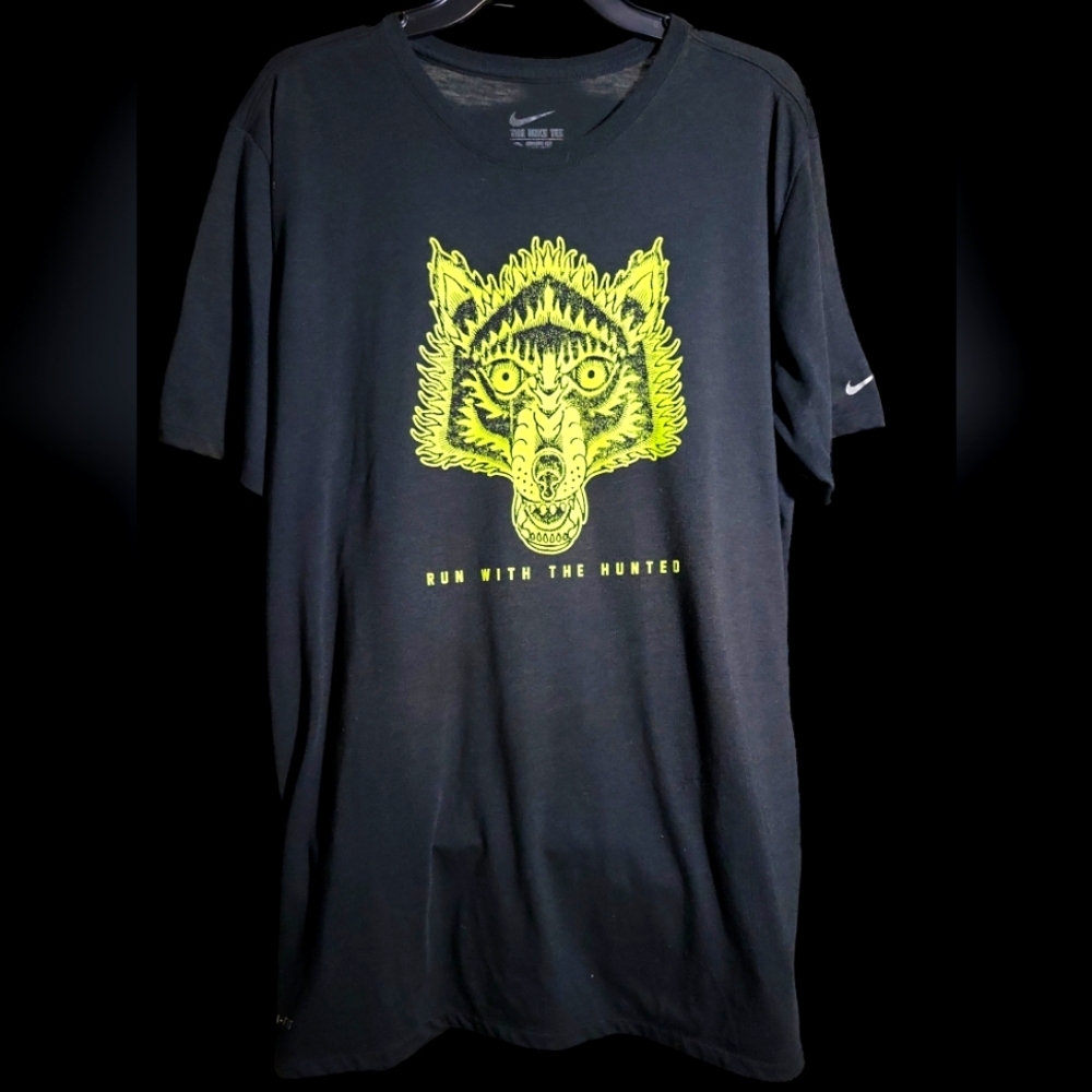 Nike Wolf Tee